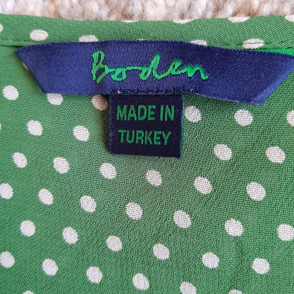 Boden - Feminine green sheer button down 3/4 sleeve blouse for women - Size: 12 - Picture 8 of 13